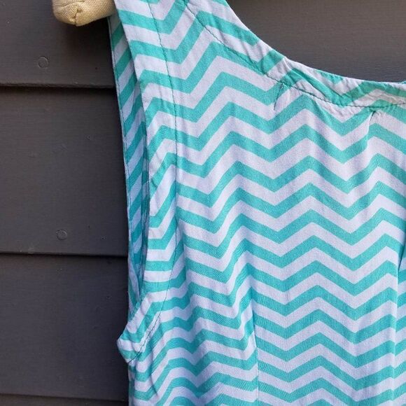 Tybee Island Clothing Co Blue White Chevron not quite Maxi Dress Large - Picture 7 of 9